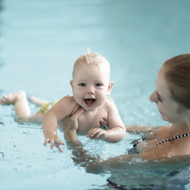Efterfødselstræning i bassin | FysioDanmark Randers
